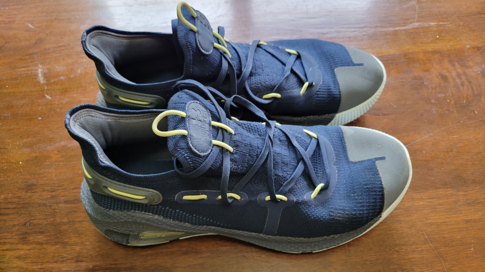 curry 6 hovr